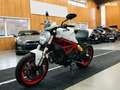Ducati Monster 